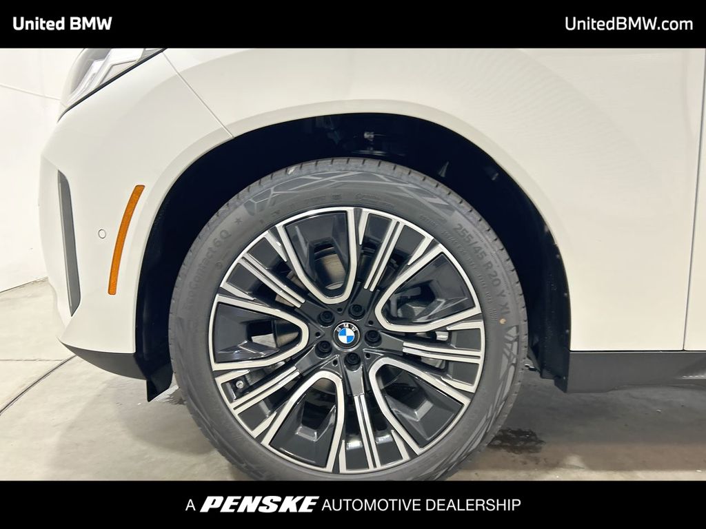 Thumbnail: 2025 BMW X3 - 10