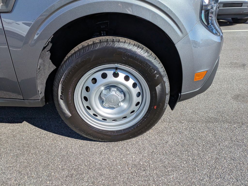 2025 Ford Maverick XL