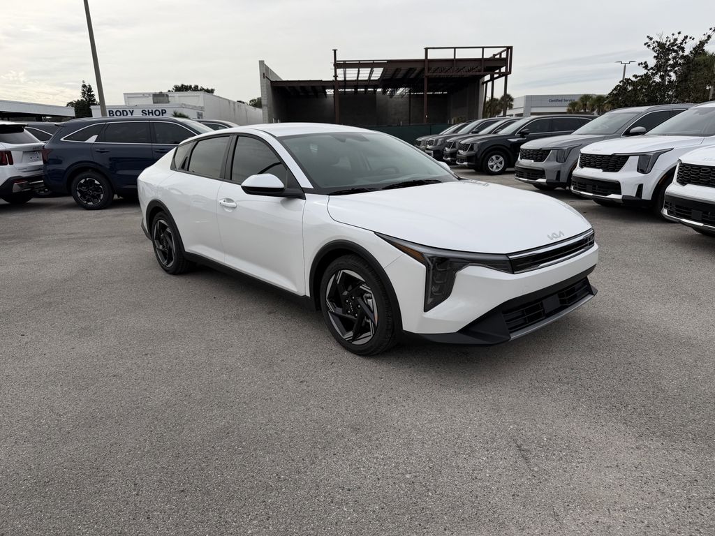 new 2025 Kia K4 car, priced at $22,292