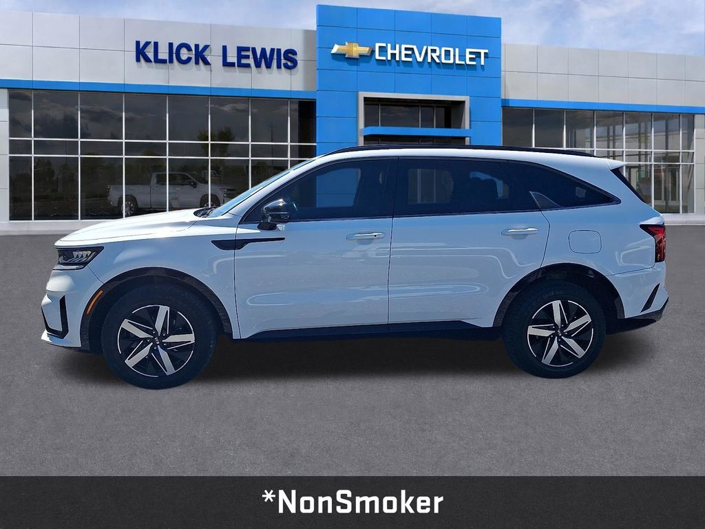 2021 Kia Sorento EX White at Rafferty Subaru