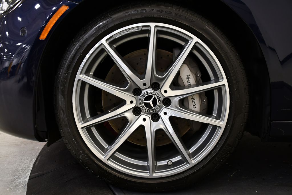 Thumbnail: 2023 Mercedes-Benz E-Class - 12