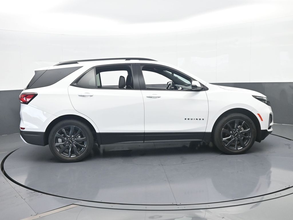Used 2024 Summit White Chevrolet RS image 6