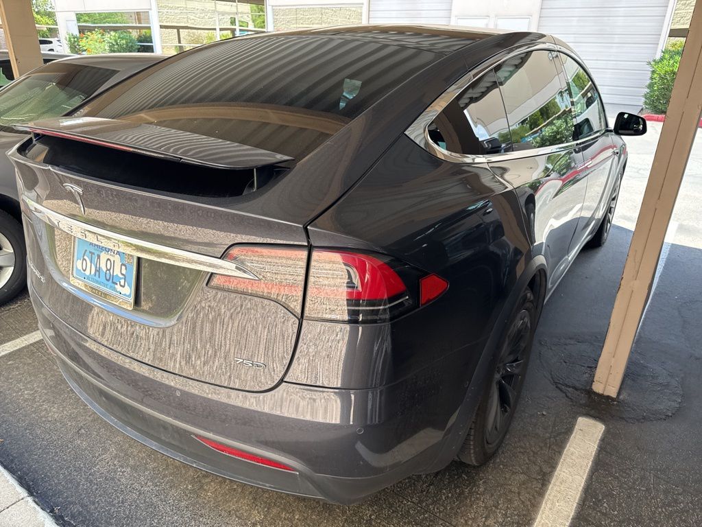 Thumbnail: 2018 Tesla Model X - 5