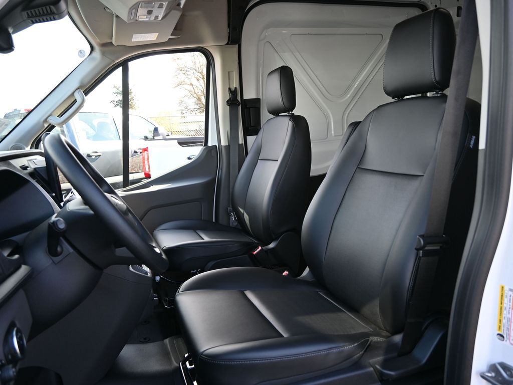 2025 Ford Transit 350 HD