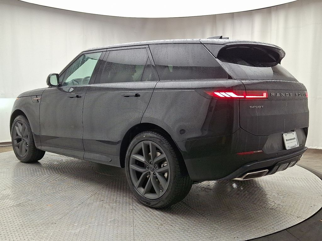 Thumbnail: 2026 Land Rover Range Rover Sport - 4