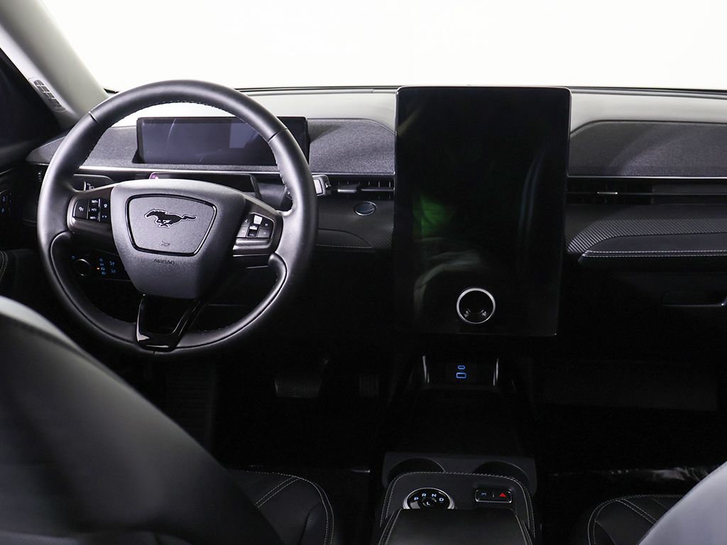 Used 2023 White Ford Premium image 45