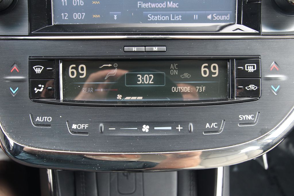 Used 2018 Toyota Avalon Sedan