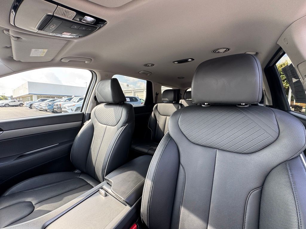 2024 Hyundai Palisade SEL Hyper White - Jim Hudson Acura - Image 19