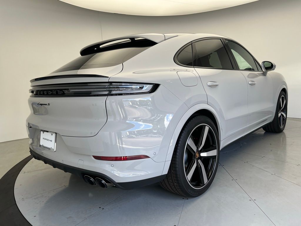 Thumbnail: 2025 Porsche  - 22