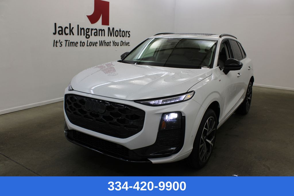 2026 Audi Q3 quattro S Line TFSI