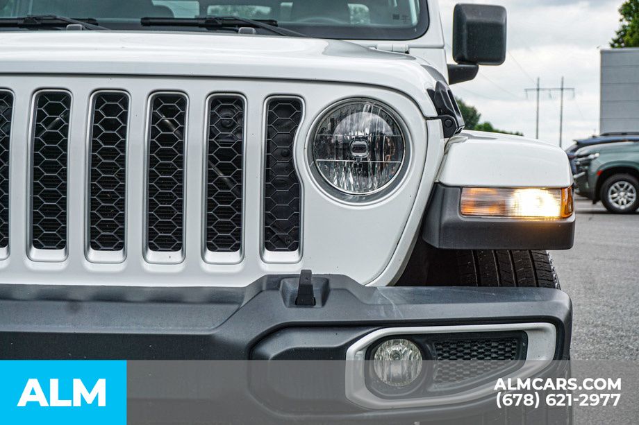Used 2023 White Jeep Overland image 11