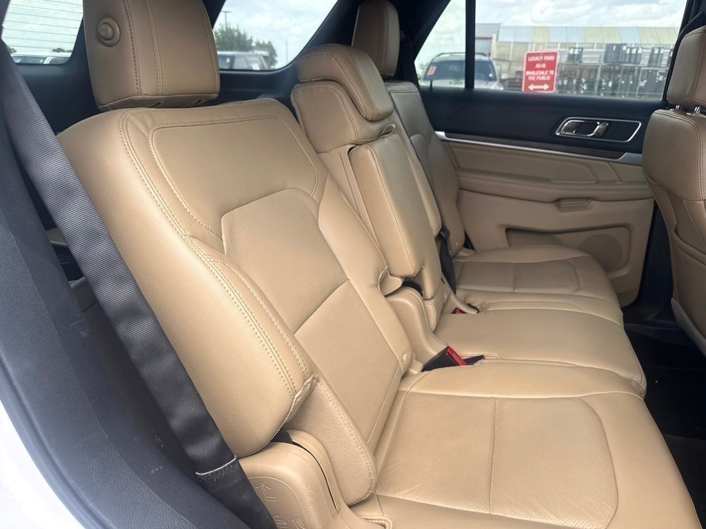 2016 Ford Explorer Limited White at Bravo Nissan