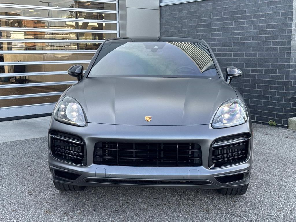 Used 2022  Porsche GTS image 2