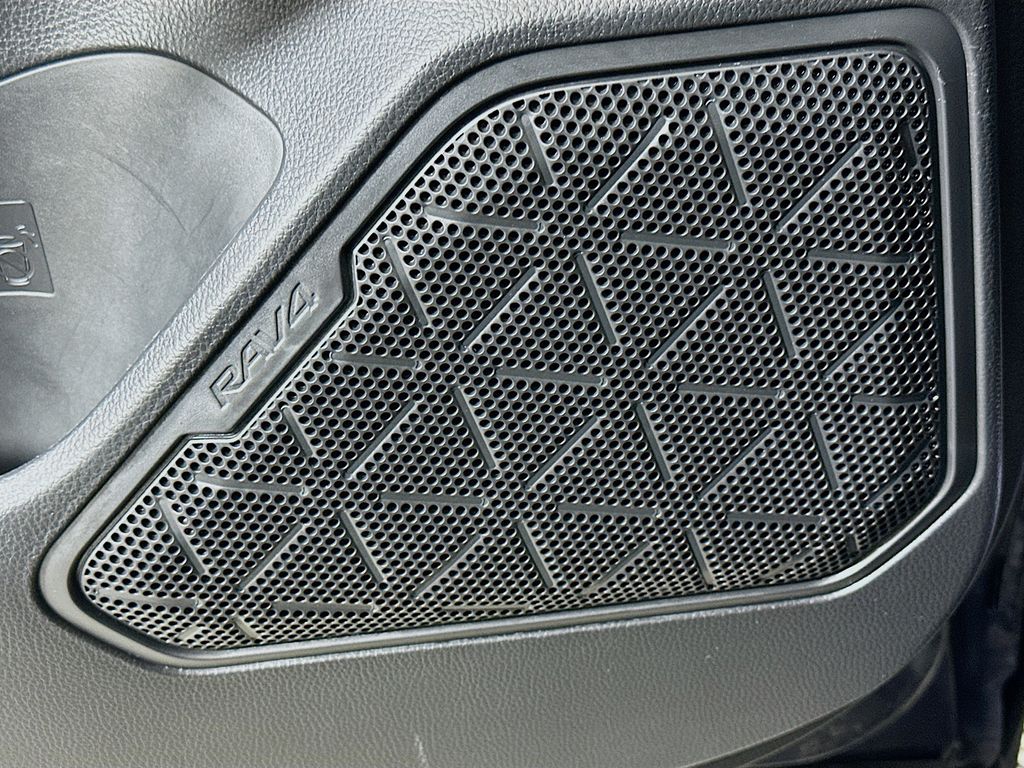 Thumbnail: 2024 Toyota RAV4 - 19