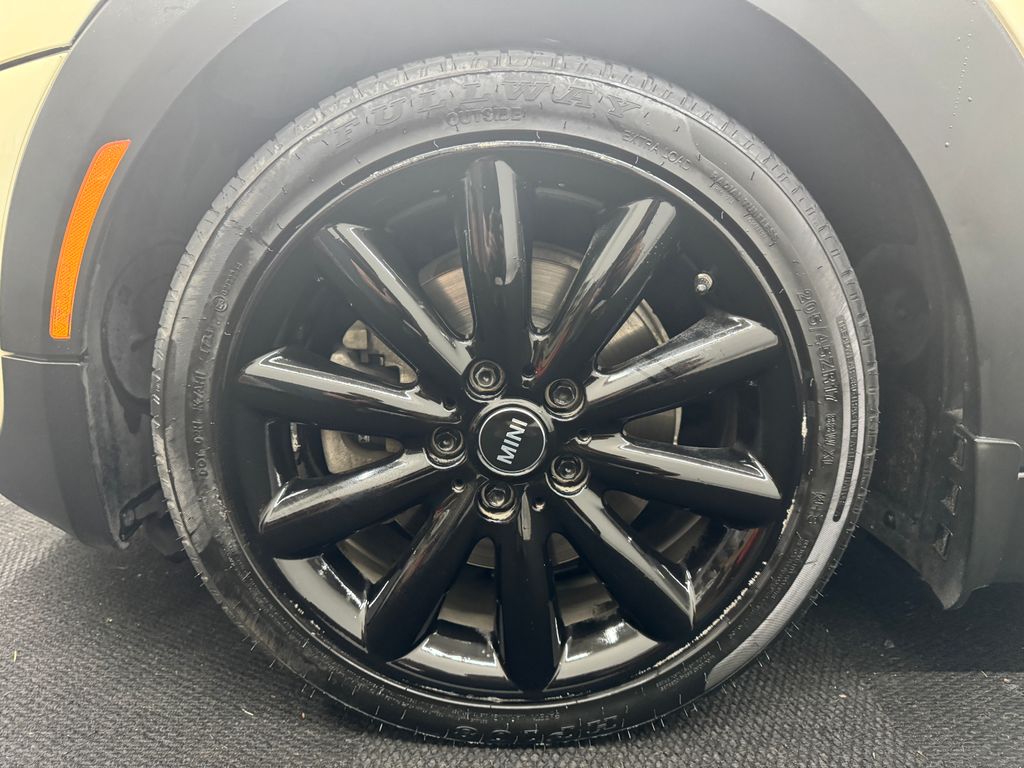2017 MINI Cooper S Base
