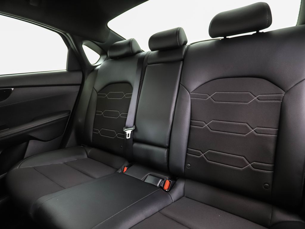 Thumbnail: 2024 Kia Forte - 23