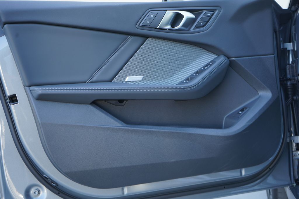 Thumbnail: 2026 BMW 2 Series - 9