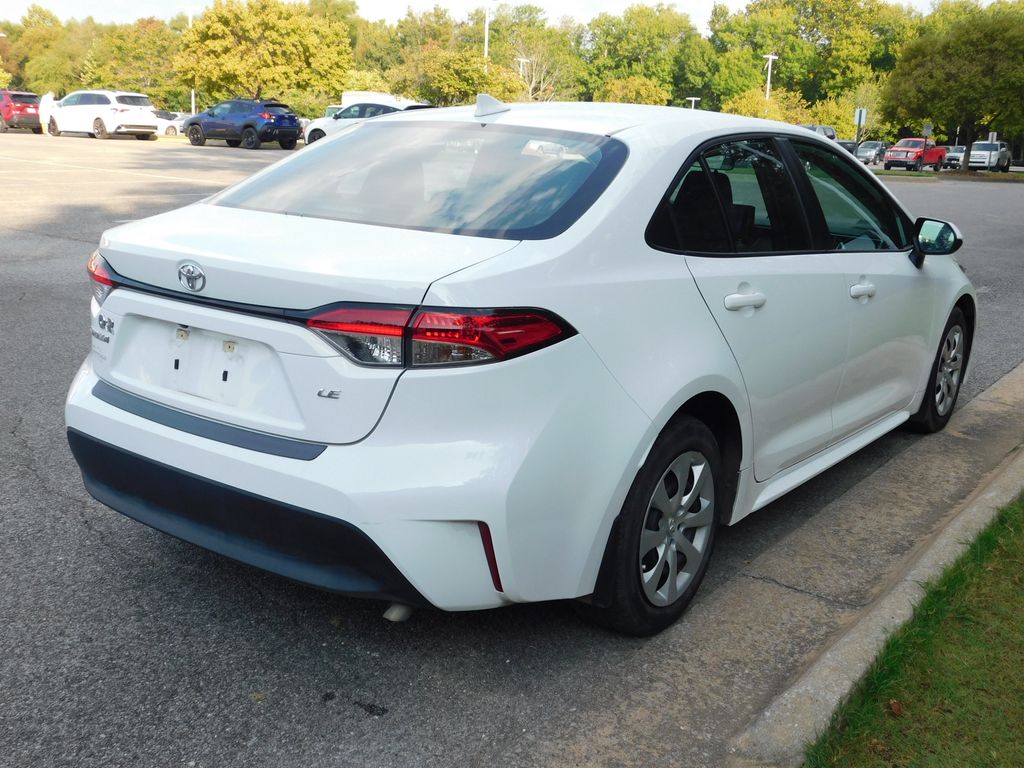 Thumbnail: 2023 Toyota Corolla - 4