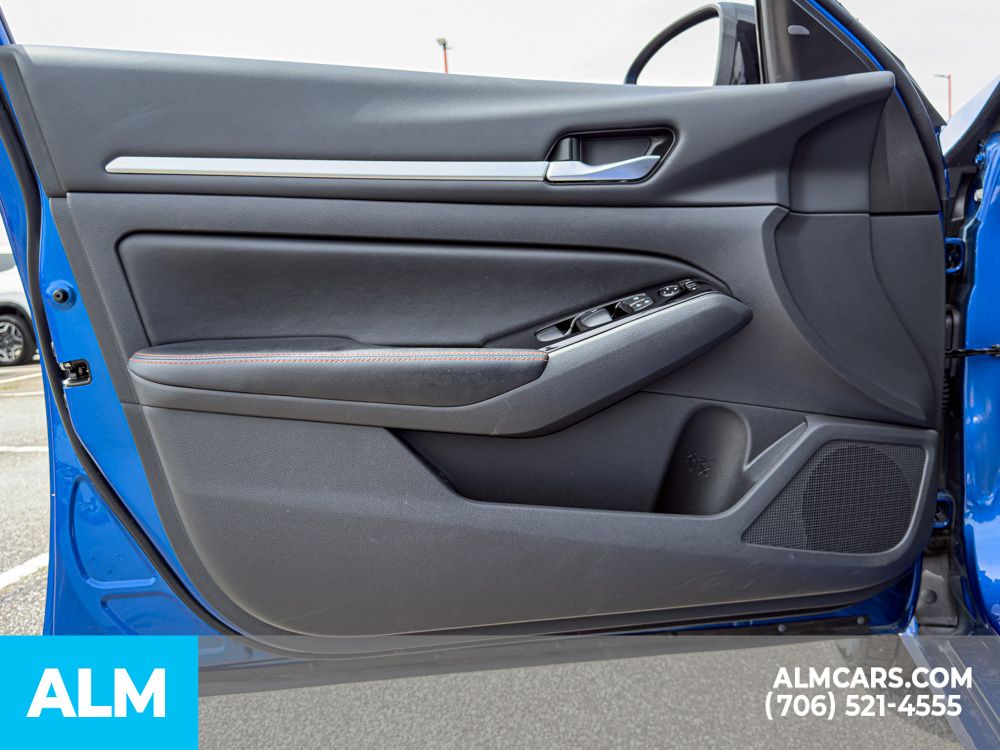 Used 2025 Bluestone Nissan 2.5 SR image 9