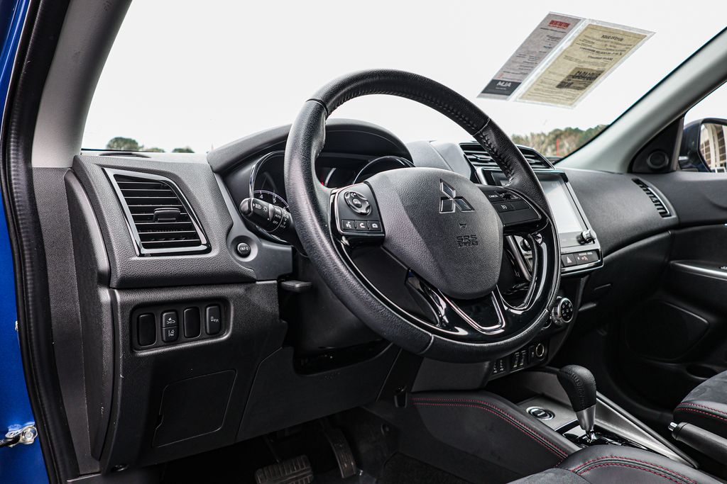 Used 2024 Blue Mitsubishi 2.0 SE image 23