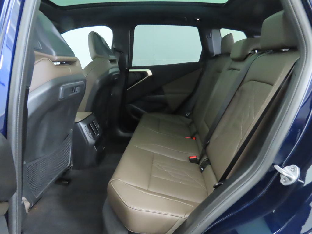 Thumbnail: 2025 BMW X3 - 21