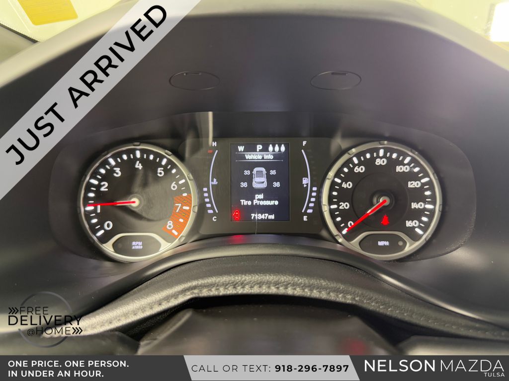 Used 2019 Blue Jeep Latitude image 26