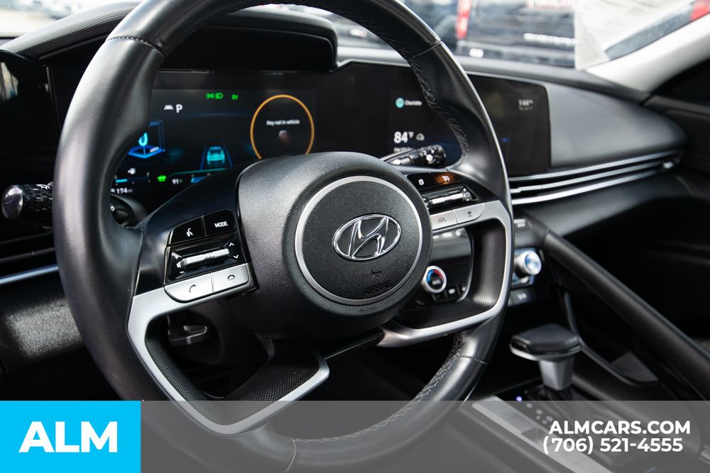 2022 Hyundai Elantra Hybrid Limited photo 14