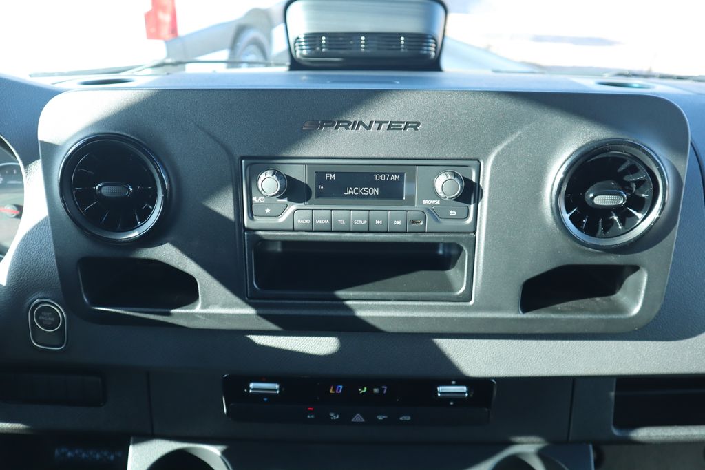 2025 Mercedes-Benz Sprinter 3500 15