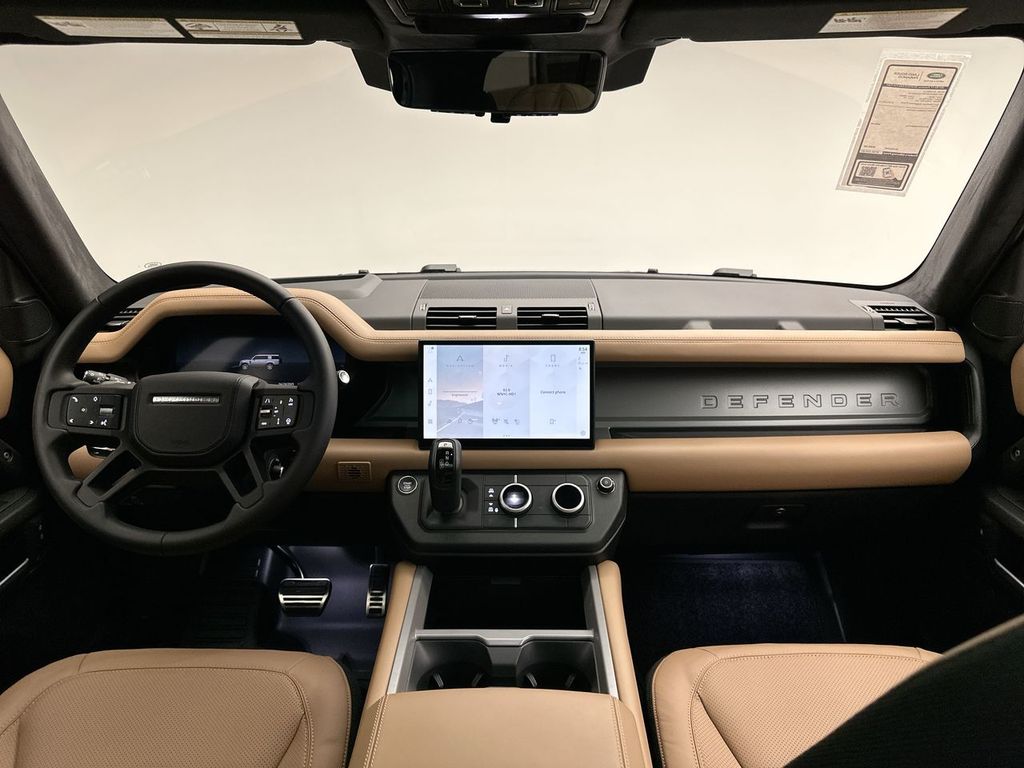 2025 Land Rover Defender 130 9