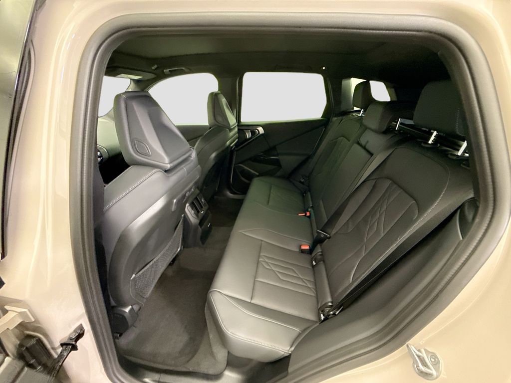 Thumbnail: 2026 BMW X3 - 20