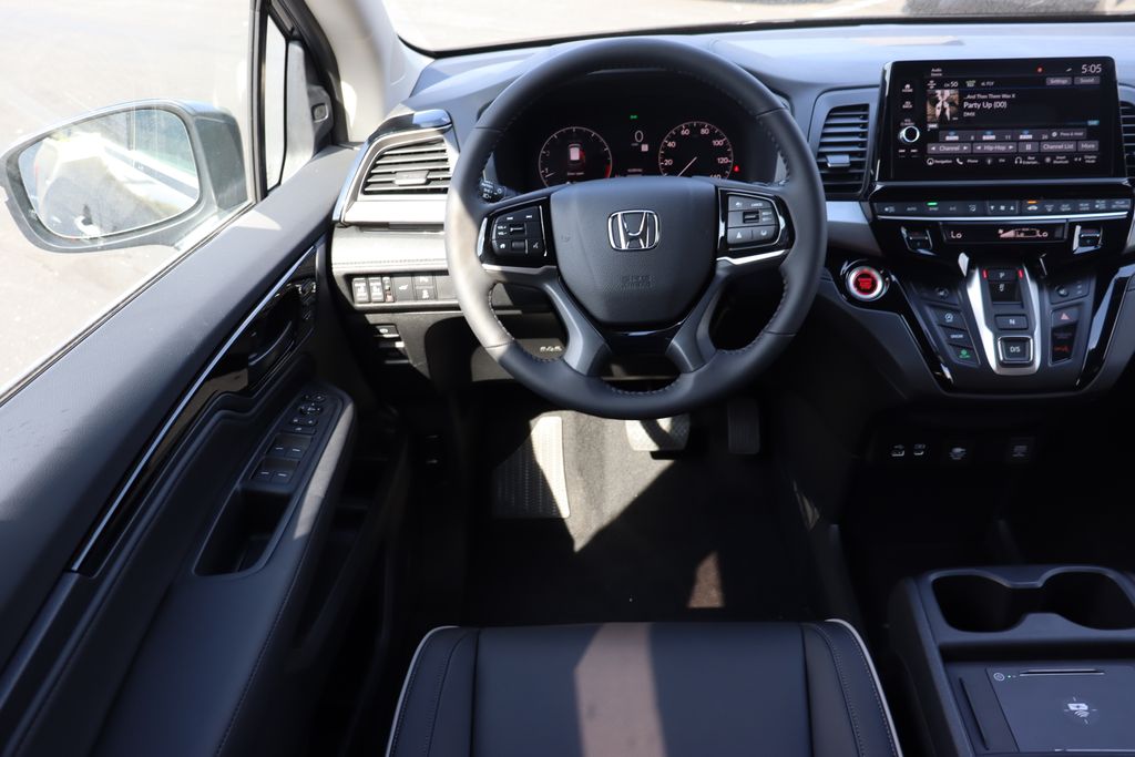 Thumbnail: 2026 Honda Odyssey - 20