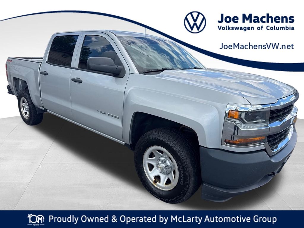 Silver Ice Metallic 2018 Chevrolet Silverado 1500 Pickup Truck Four-Wheel Drive 6-Speed Automatic Overdrive