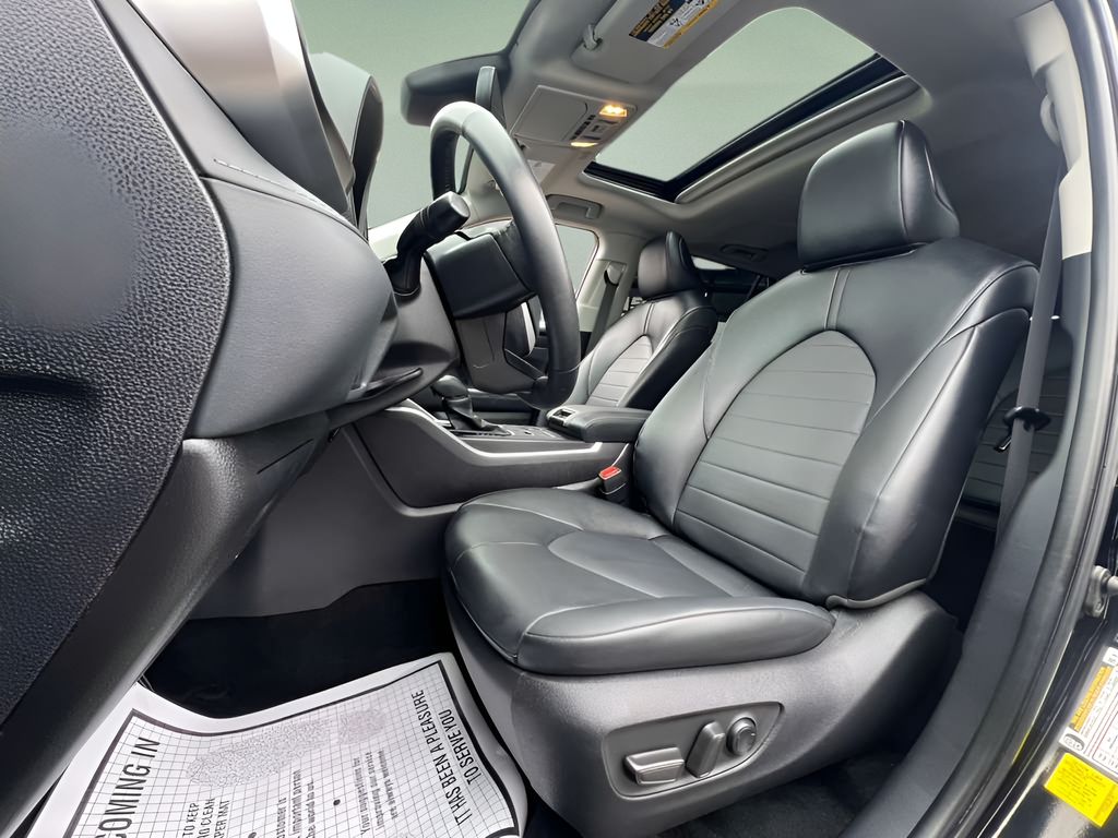 Used 2025 Toyota Highlander SUV