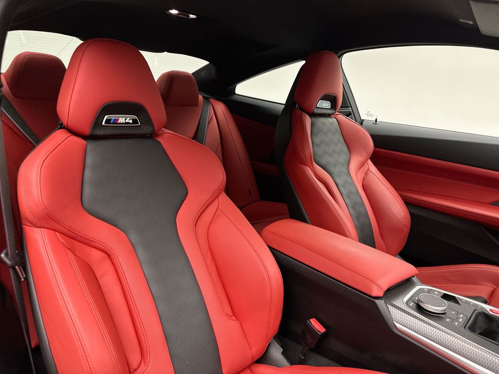 Thumbnail: 2024 BMW M4 - 18