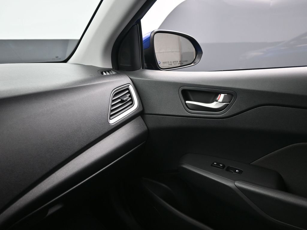 2021 Hyundai ACCENT SEL