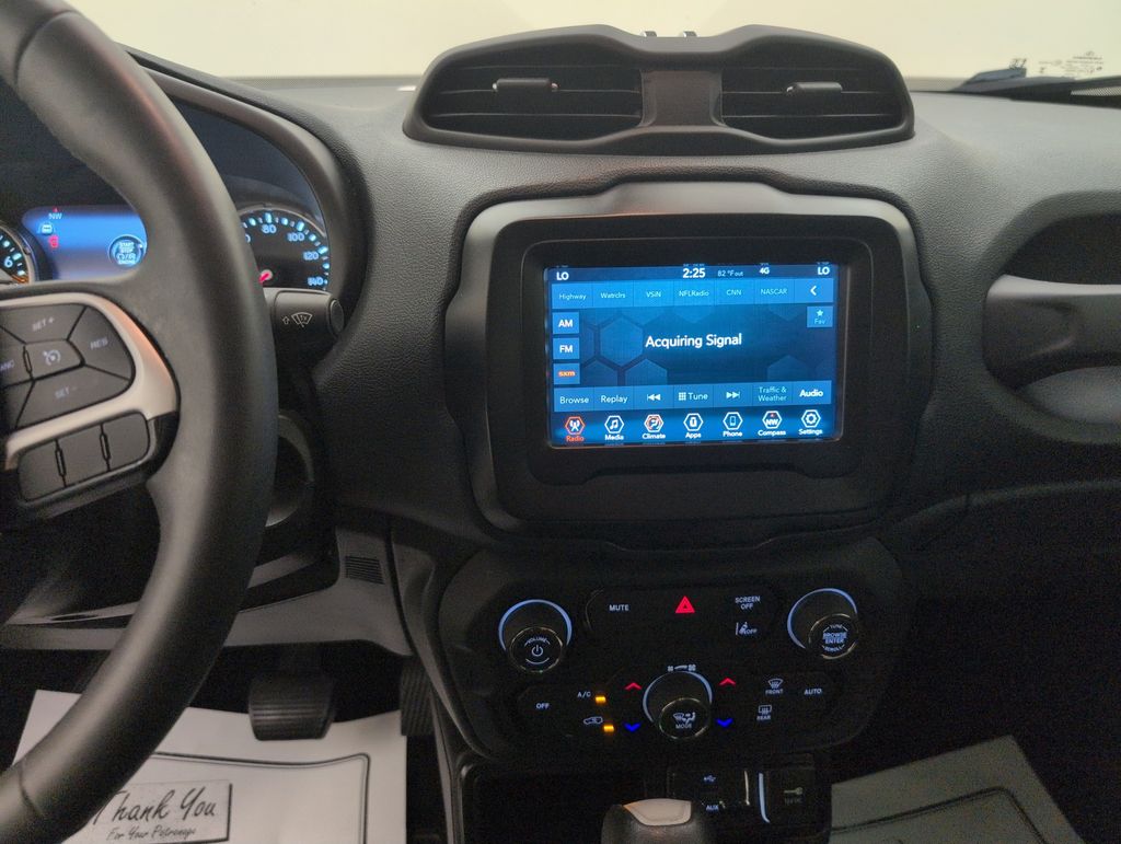 Certified Used 2021 White Jeep Latitude image 17
