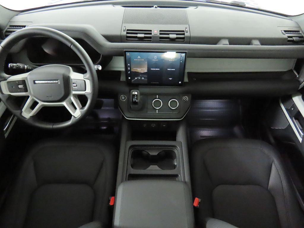 2024 Land Rover Defender 110 13
