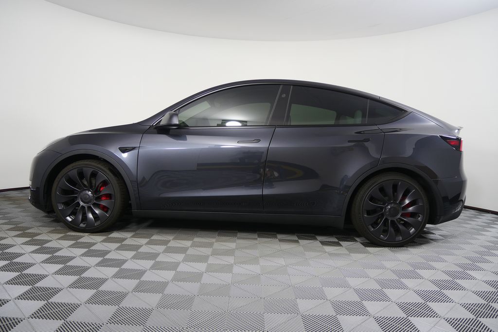 2024 Tesla Model Y Performance 7