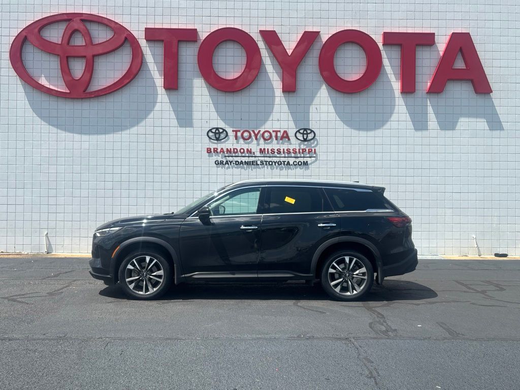 Used 2023 Infiniti QX60 SUV