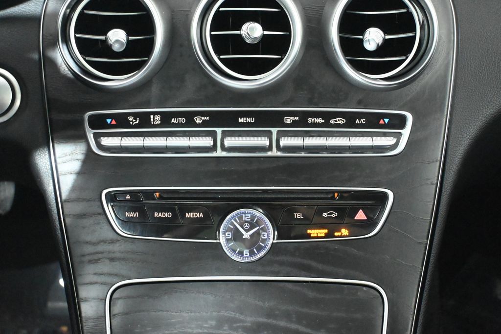2015 Mercedes-Benz C-Class C 300 21