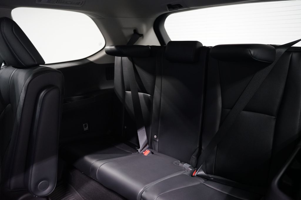 2025 Toyota Grand Highlander Limited 31