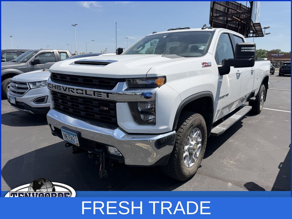 Summit White 2021 Chevrolet Silverado 3500HD Pickup Truck Four-Wheel Drive 6-Speed Automatic