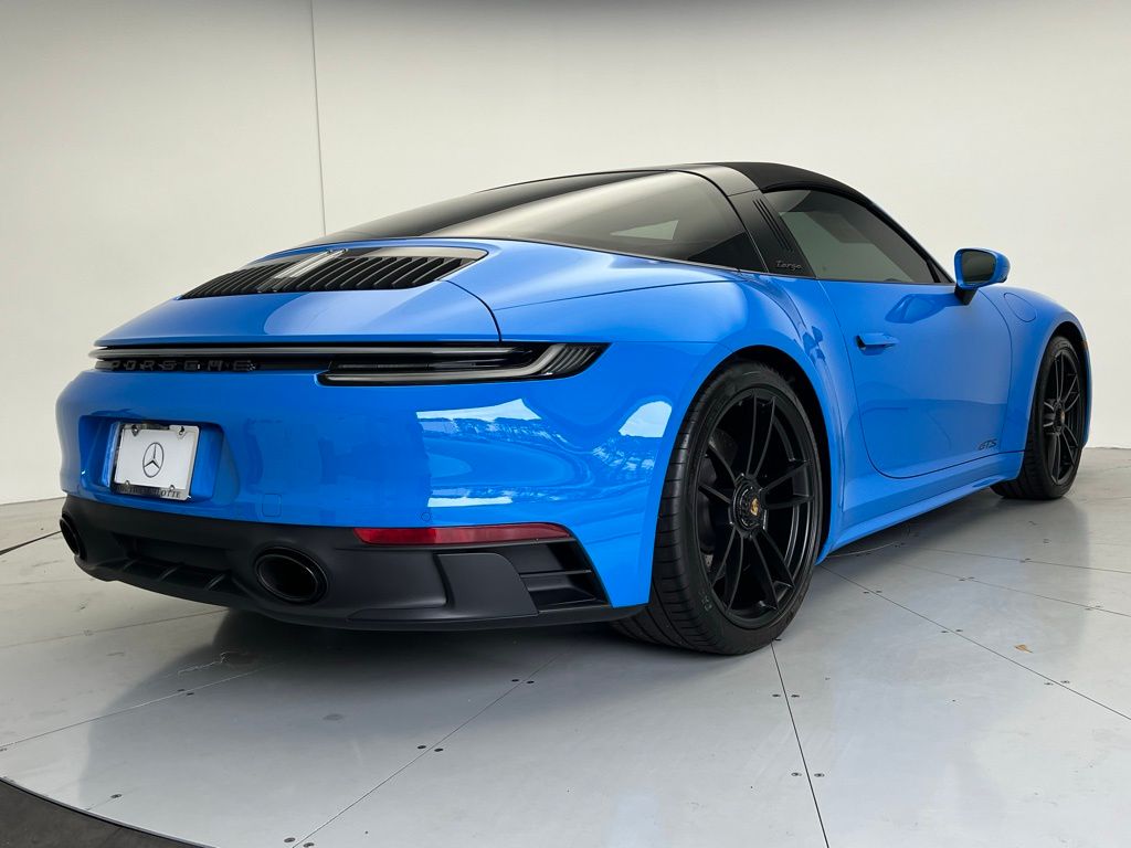 Thumbnail: 2023 Porsche 911 - 30