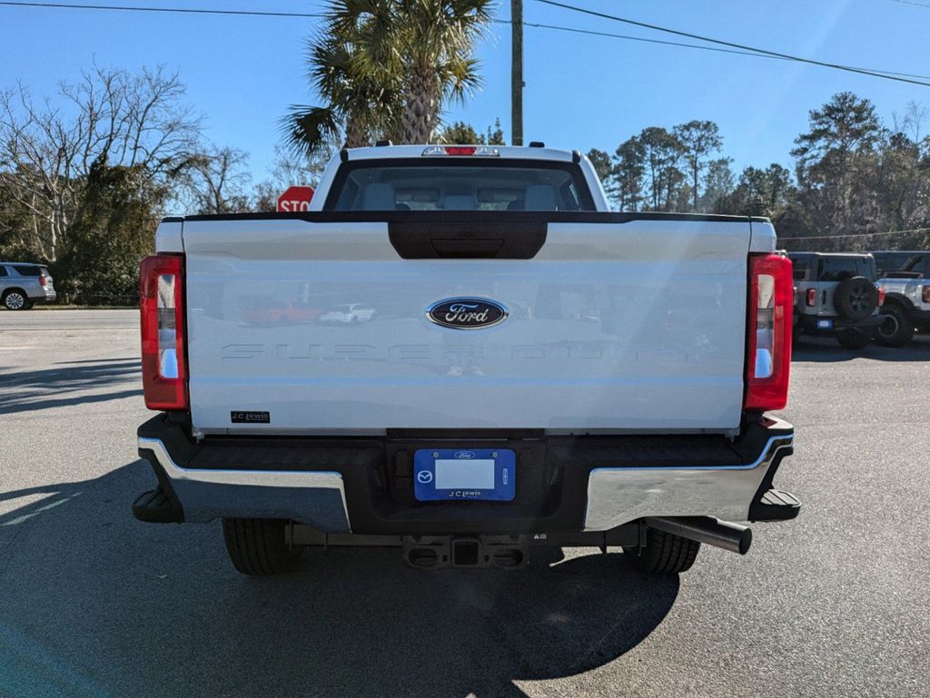 2024 Ford F-350 Super Duty XL