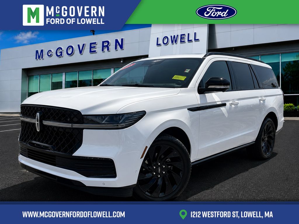 Pristine White Metallic Tri-Coat 2025 Lincoln Navigator SUV / Crossover Four-Wheel Drive Automatic