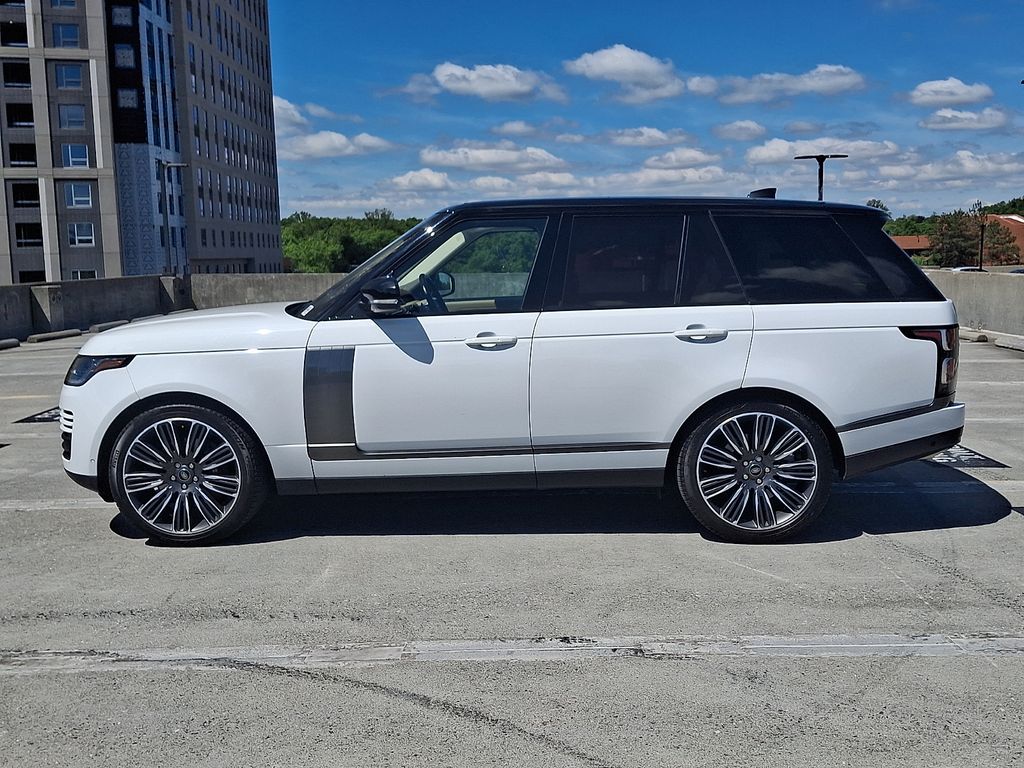 Thumbnail: 2022 Land Rover Range Rover - 2
