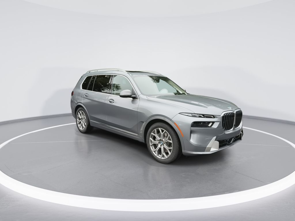 Thumbnail: 2027 BMW X7 - 2
