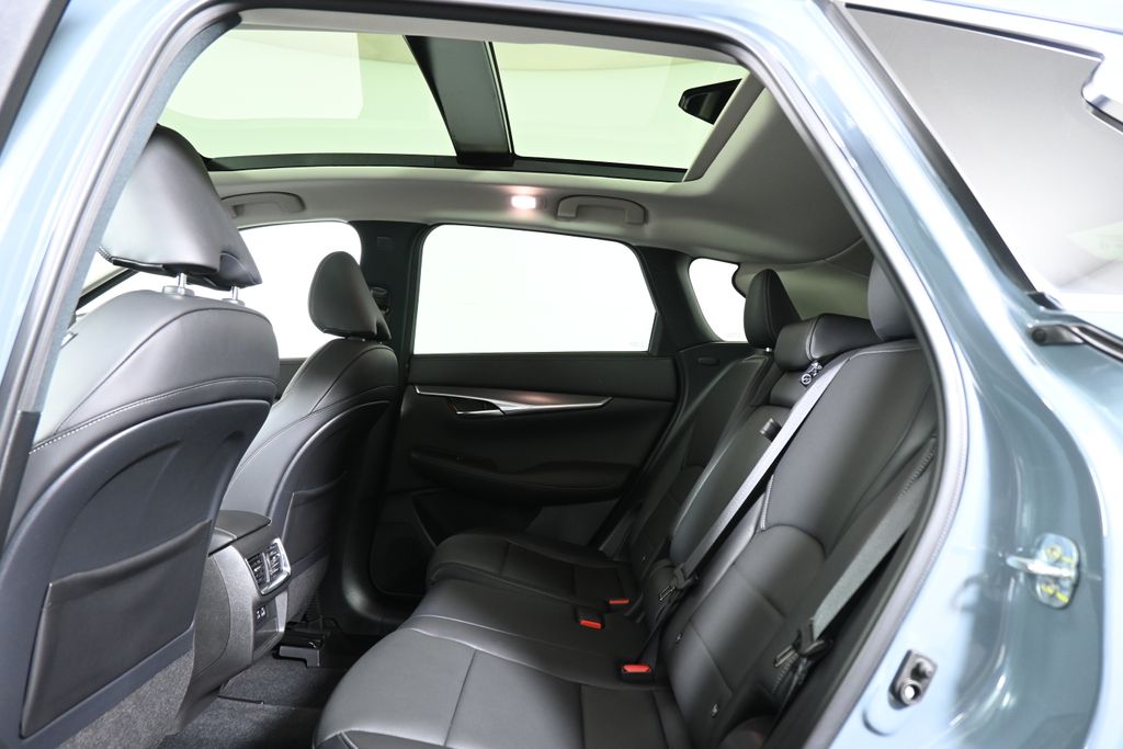 Thumbnail: 2022 INFINITI QX50 - 32