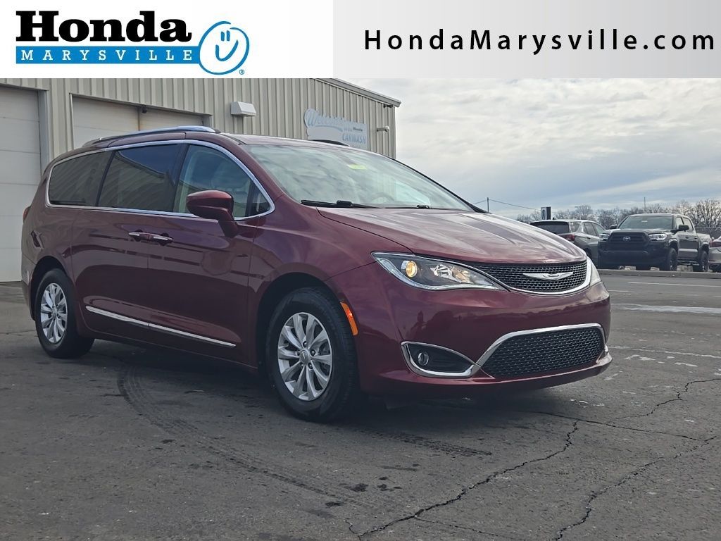 2018 Chrysler Pacifica Touring L FWD