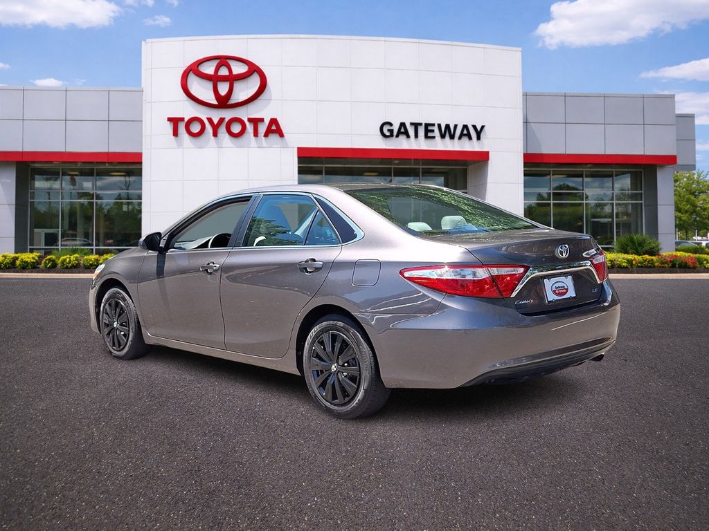 Thumbnail: 2015 Toyota Camry - 7